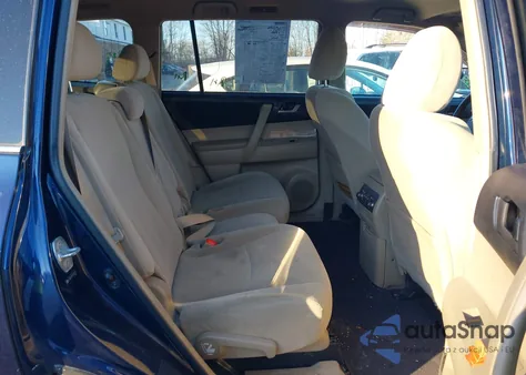 2011 Toyota Highlander Base V6 from USA, damaged, VIN 5TDBK3EH0BS084629